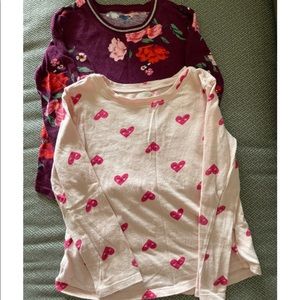 Old navy full hands T-shirts - 2